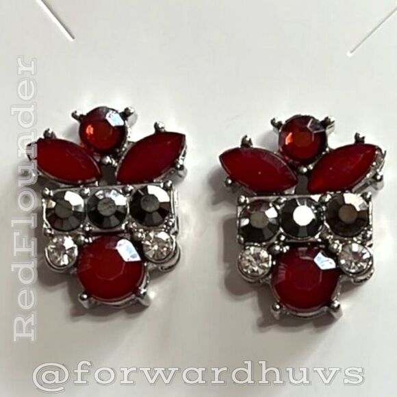 Vintage Unmarked Rhinestone Earrings - Picture 1 of 11